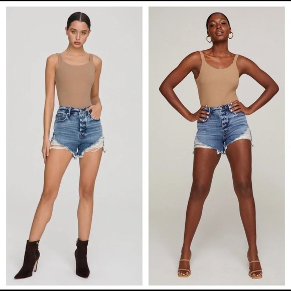 Good American Bombshell Distressed Shorts - Picture 1 of 15